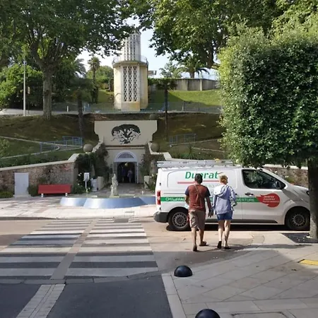 Апартаменты Centre, Grand T2 Balcon Pkg, Gare 600m, Tres Calme Аркашон