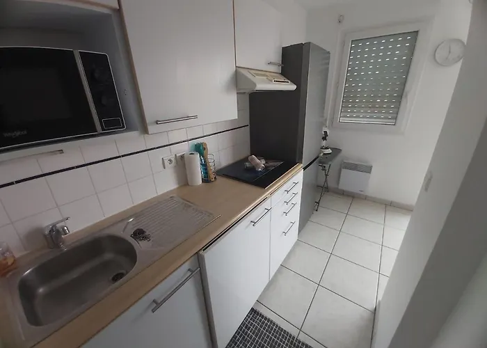 アパート Centre, Grand T2 Balcon Pkg, Gare 600m, Tres Calme *